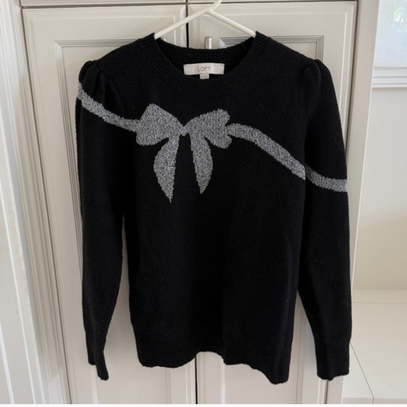 Beautiful Sweater - Picture 2 of 5